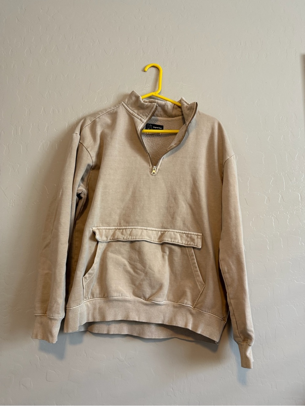 Original Use women’s Zip-Neck Pocket Sweatshirt in Light Tan